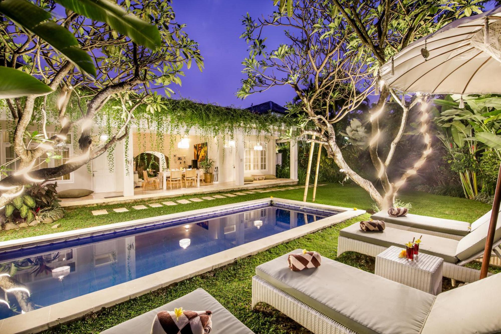 Villa Lodek Deluxe Seminyak Eksteriør bilde