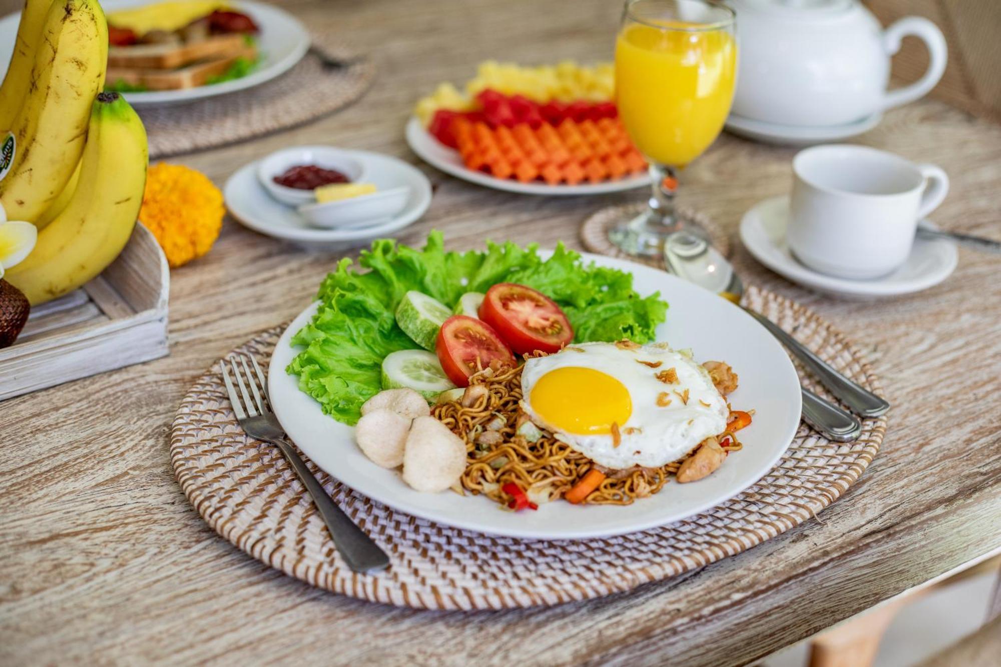 Villa Lodek Deluxe Seminyak Eksteriør bilde
