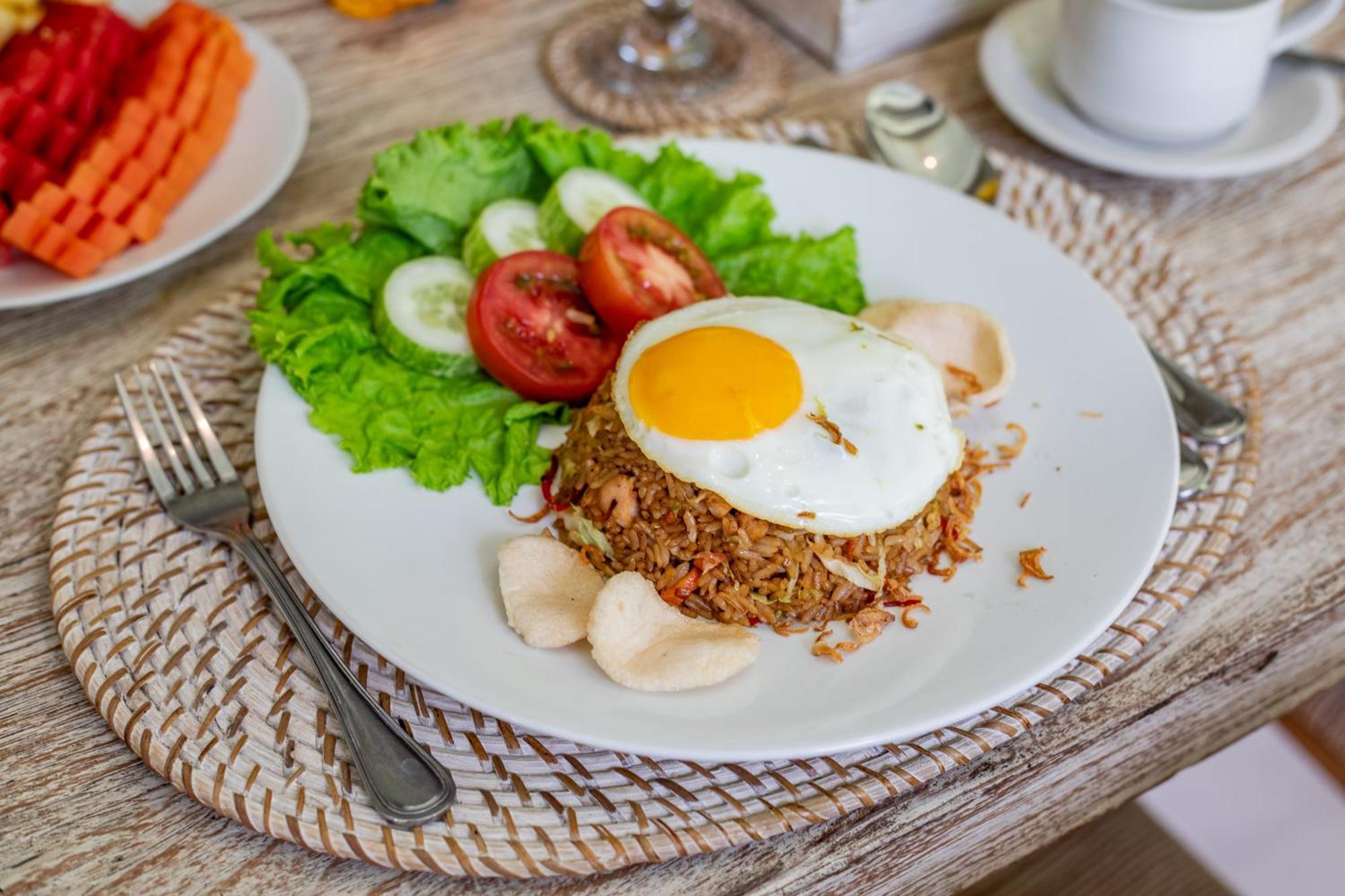 Villa Lodek Deluxe Seminyak Eksteriør bilde