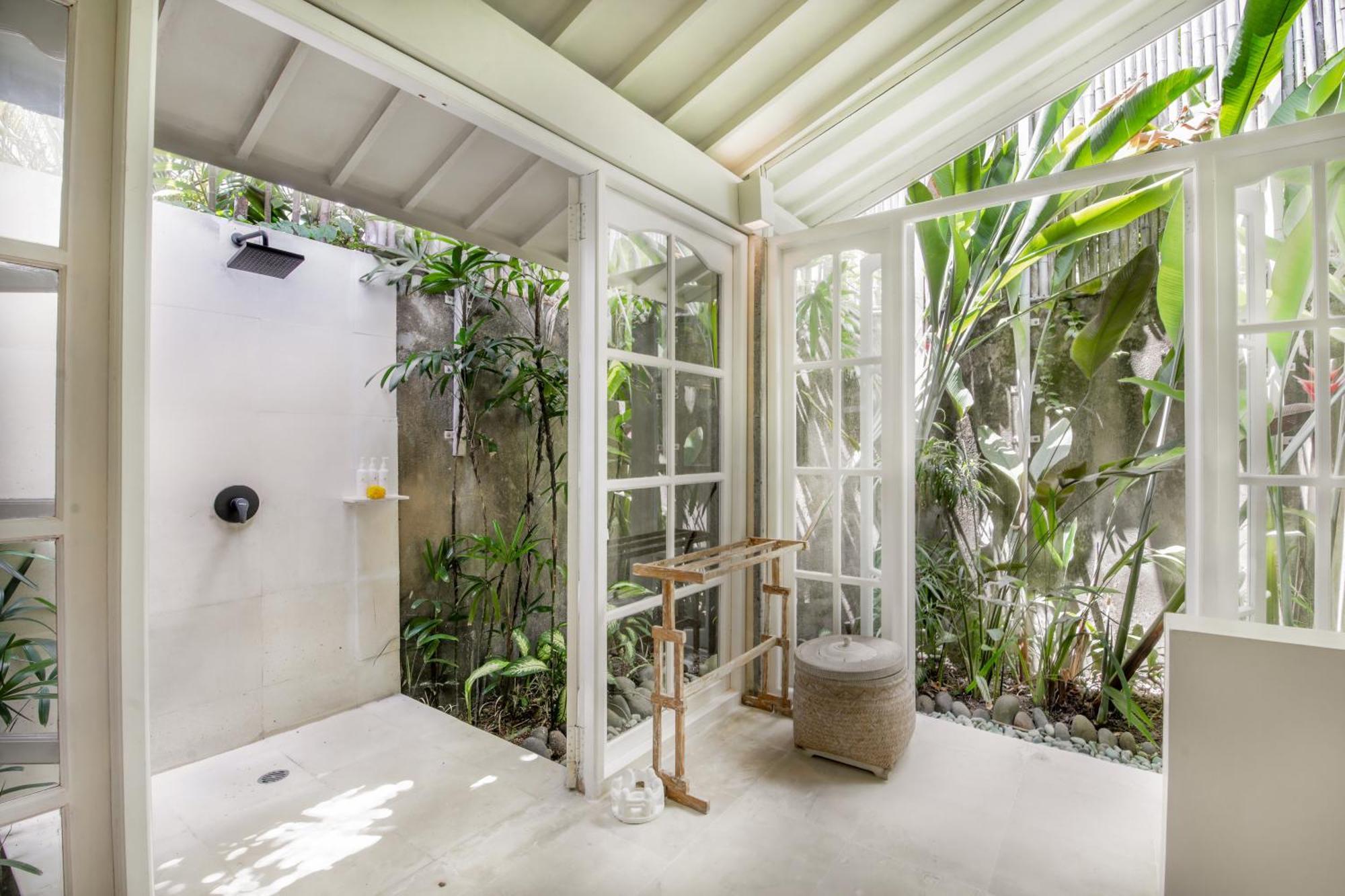 Villa Lodek Deluxe Seminyak Eksteriør bilde