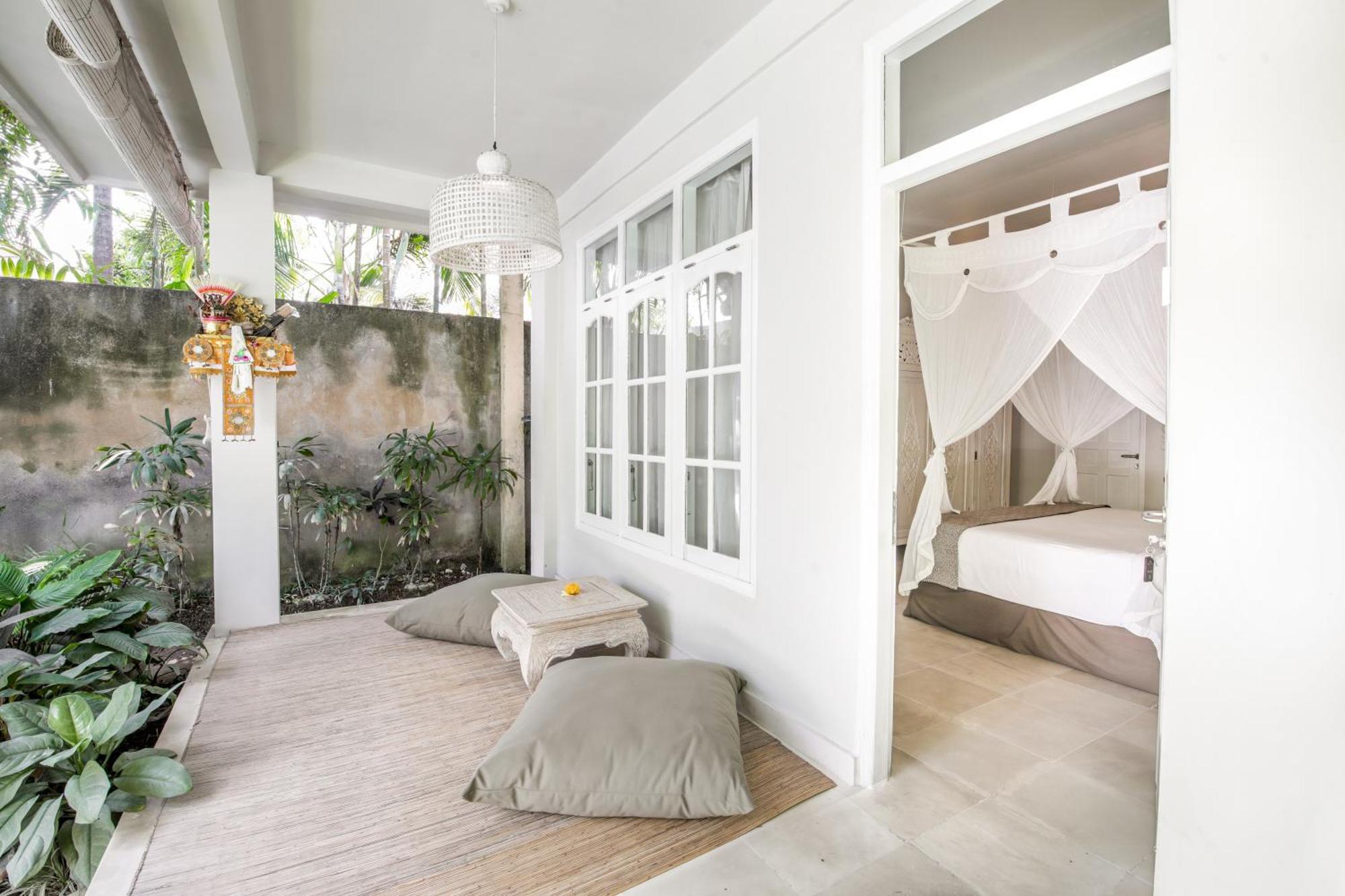 Villa Lodek Deluxe Seminyak Eksteriør bilde