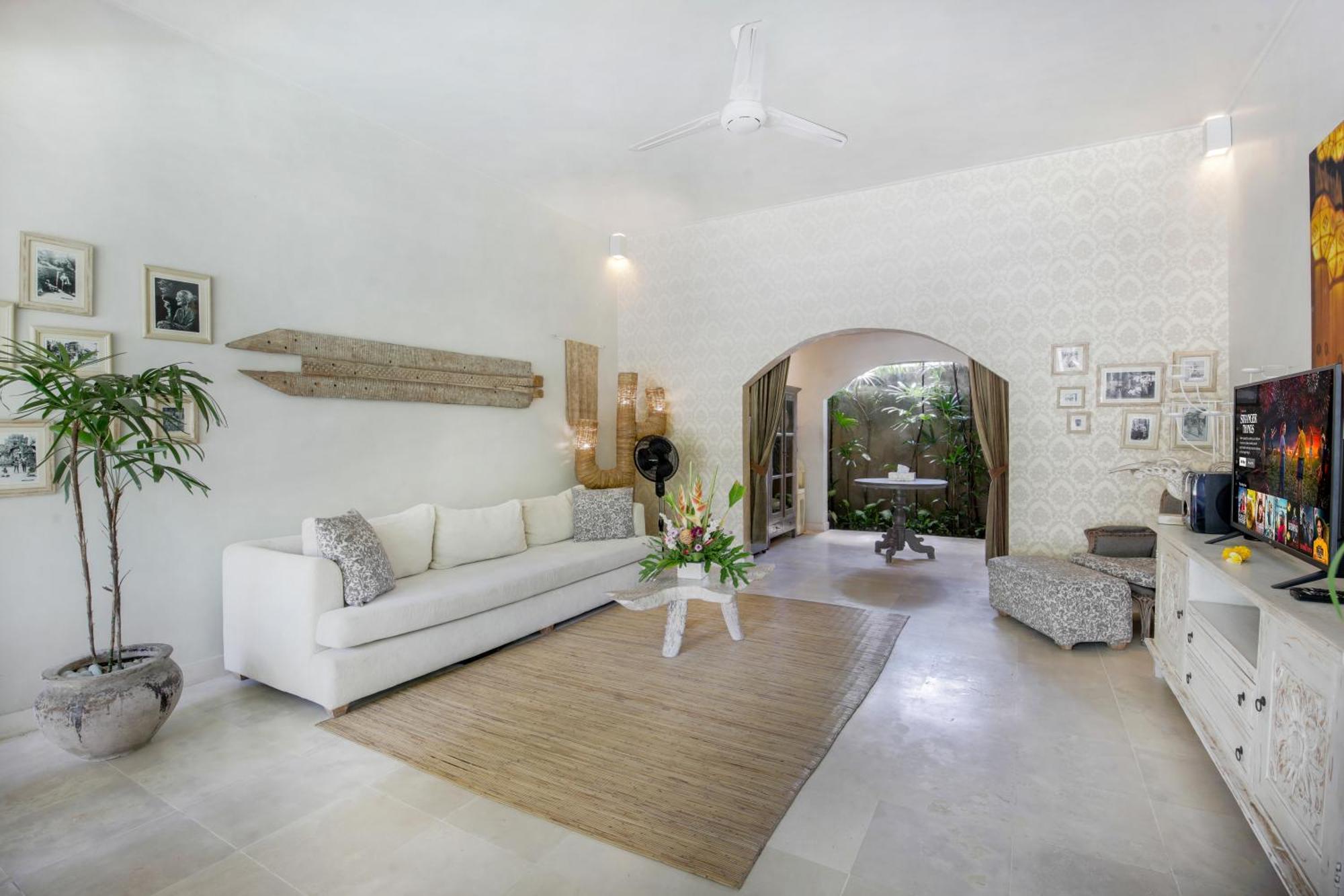 Villa Lodek Deluxe Seminyak Eksteriør bilde