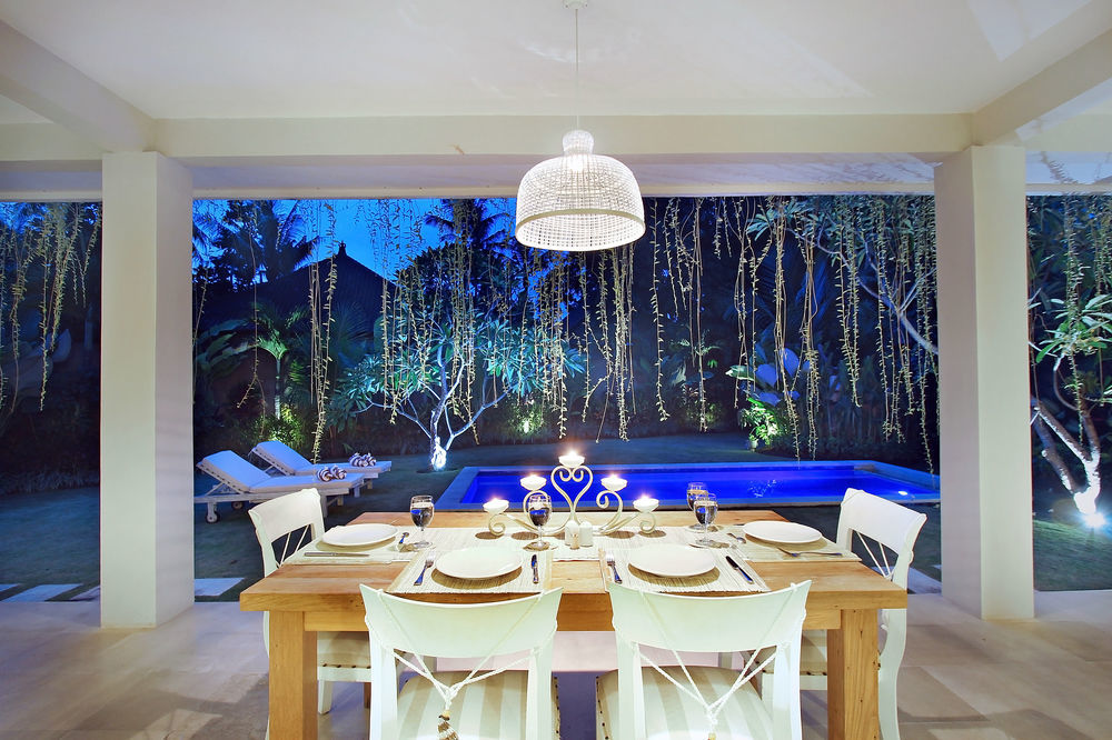 Villa Lodek Deluxe Seminyak Eksteriør bilde